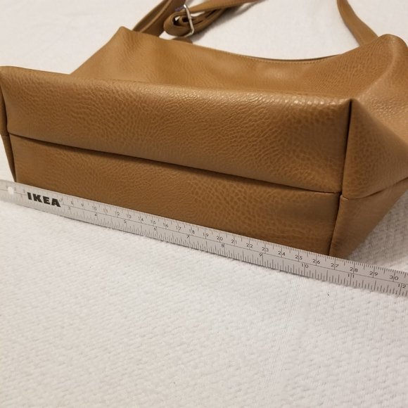 Tan Slouchy Hobo Crossbody Side Bag with Adjustable Straps - Picture 12 of 13